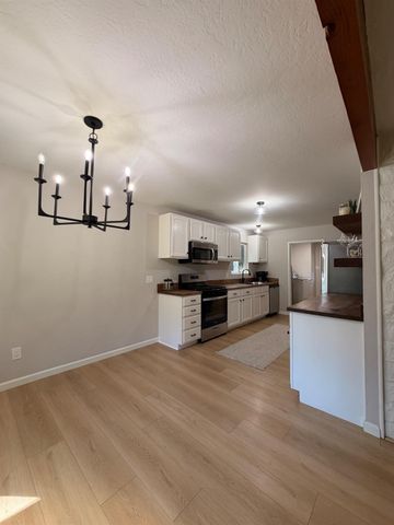 699 Tu Yu Mum Ln, Colfax, CA 95713