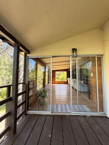 699 Tu Yu Mum Ln, Colfax, CA 95713