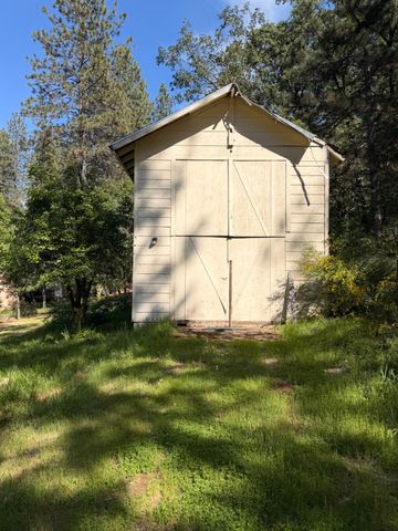 699 Tu Yu Mum Ln, Colfax, CA 95713