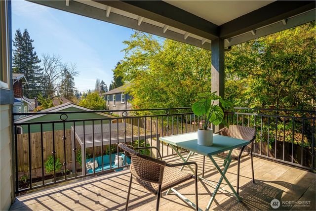 421 NE 60th Street, Seattle, WA 98115