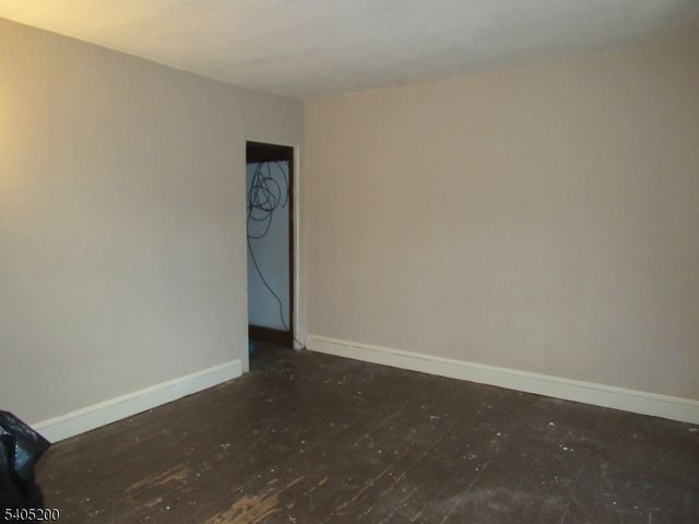 15 Reese Ct, Phillipsburg Town, NJ 08865