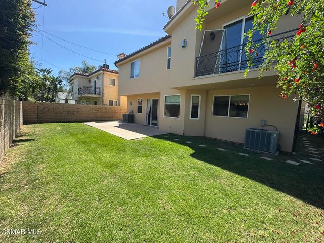 4960 Chimineas Avenue, Tarzana, CA 91356