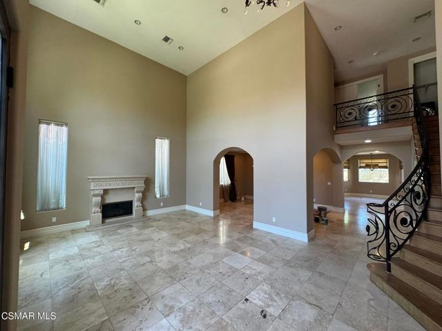 4960 Chimineas Avenue, Tarzana, CA 91356
