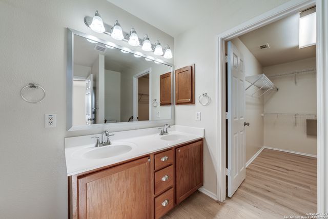 9118 Granberry Pass, Universal City, TX 78148