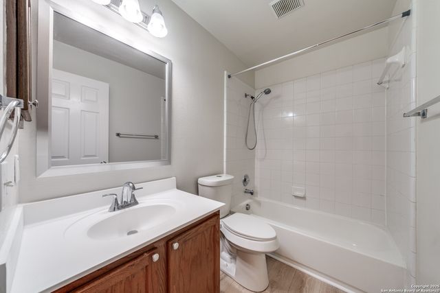 9118 Granberry Pass, Universal City, TX 78148