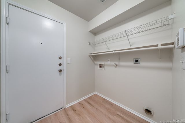 9118 Granberry Pass, Universal City, TX 78148