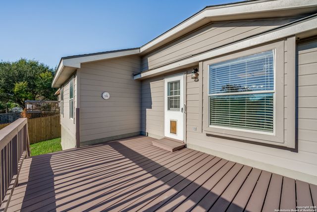 9118 Granberry Pass, Universal City, TX 78148