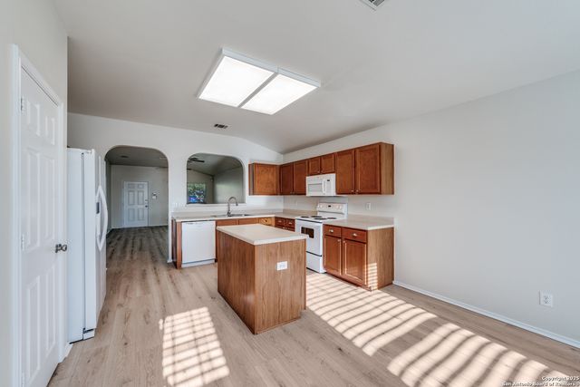 9118 Granberry Pass, Universal City, TX 78148