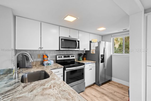 9 Tanglewood Dr Apt 906, Hilton Head Island, SC 29928