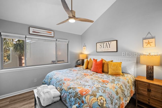 9 Tanglewood Dr Apt 906, Hilton Head Island, SC 29928