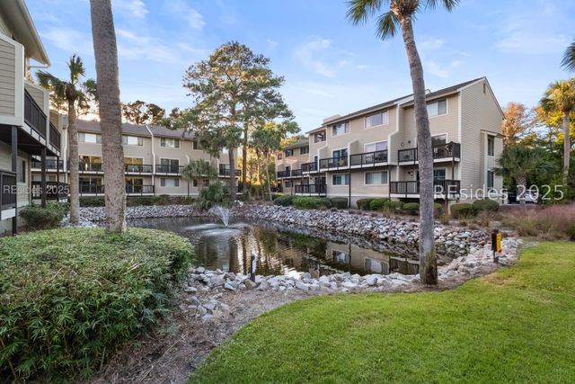 9 Tanglewood Dr Apt 906, Hilton Head Island, SC 29928