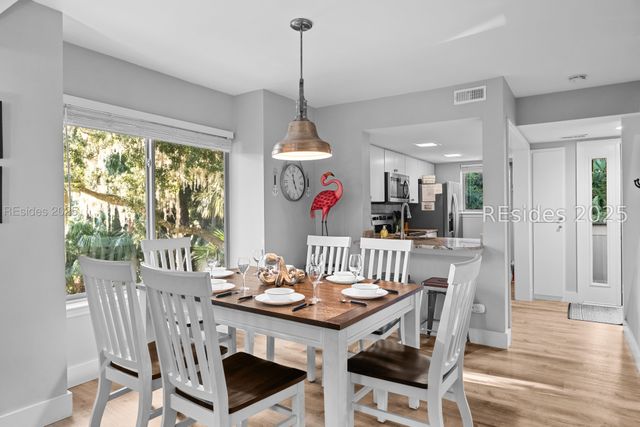 9 Tanglewood Dr Apt 906, Hilton Head Island, SC 29928