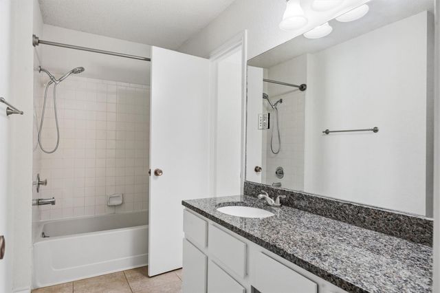 14401 Tiffer LN, Austin, TX 78728