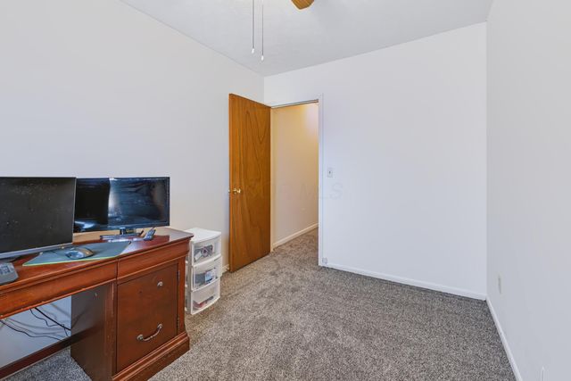 586 Pamlico Street, W2, Columbus, OH 43228