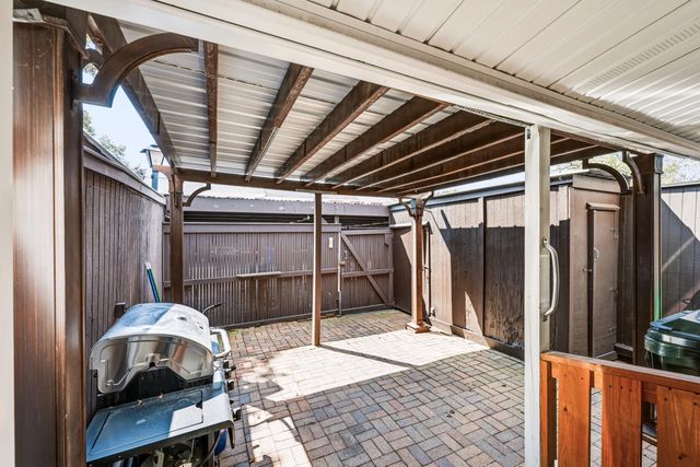 586 Pamlico Street, W2, Columbus, OH 43228