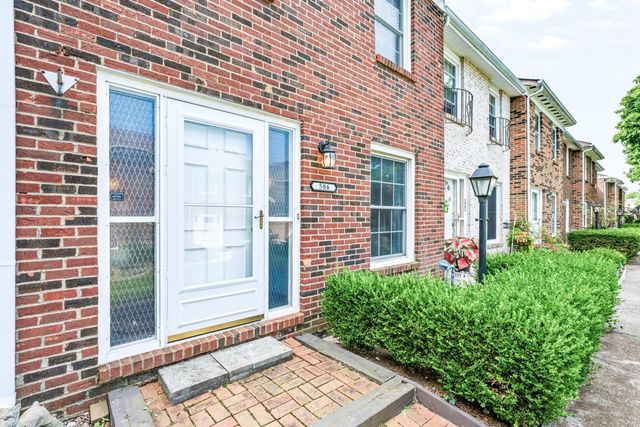 586 Pamlico Street, W2, Columbus, OH 43228