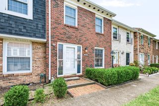 586 Pamlico Street, W2, Columbus, OH 43228