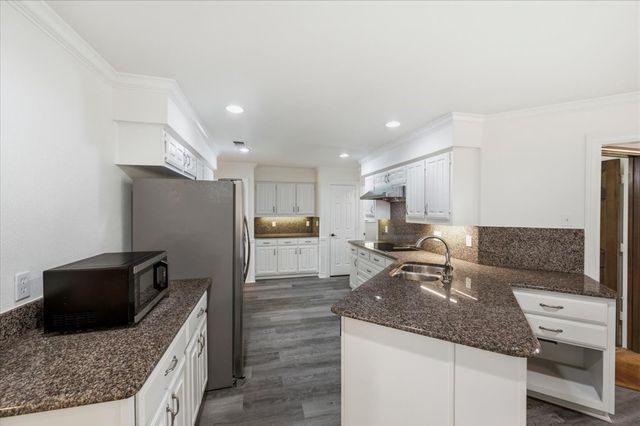 2669 Daffodil Drive, Richardson, TX 75082