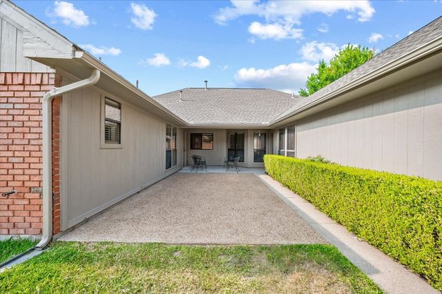 2669 Daffodil Drive, Richardson, TX 75082
