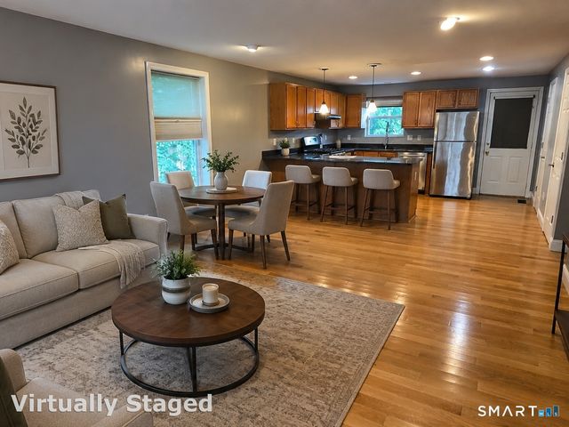 25 Summersweet Drive 25, Glastonbury, CT 06033