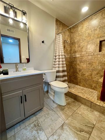 1307 S Ithaca Avenue, Russellville, AR 72801