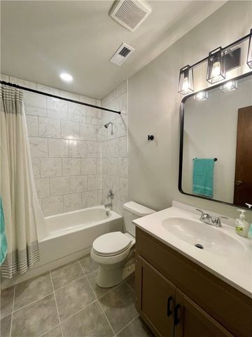 1307 S Ithaca Avenue, Russellville, AR 72801