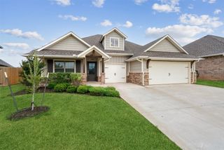 13805 Limestone Lane, Yukon, OK 73099