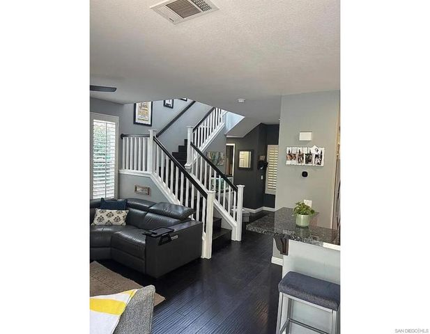 2995 W Canyon, San Diego, CA 92123