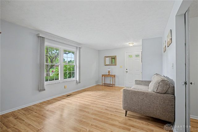 8858 Washington Colony Drive, Centerville, OH 45458