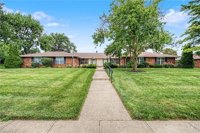 8858 Washington Colony Drive, Centerville, OH 45458