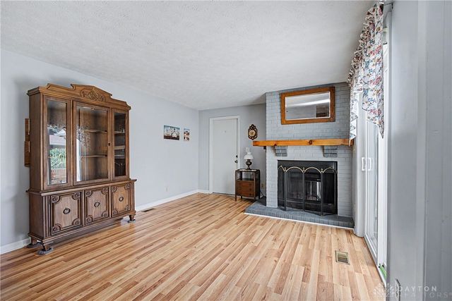 8858 Washington Colony Drive, Centerville, OH 45458