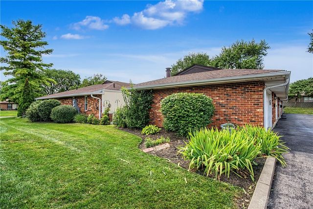 8858 Washington Colony Drive, Centerville, OH 45458