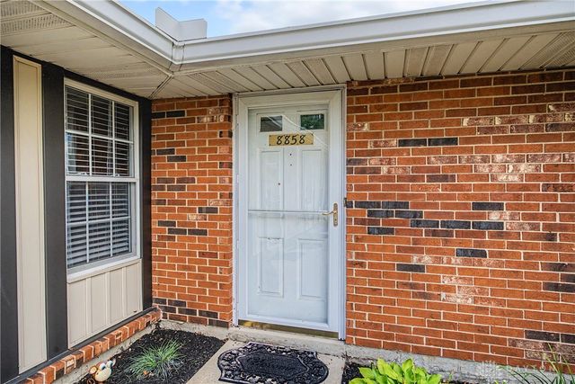 8858 Washington Colony Drive, Centerville, OH 45458