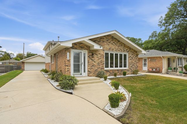 11748 S Laporte Avenue, Alsip, IL 60803