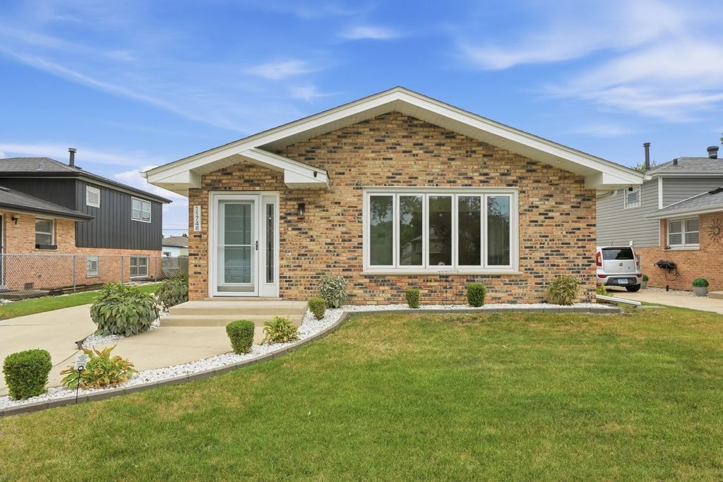 11748 S Laporte Avenue, Alsip, IL 60803