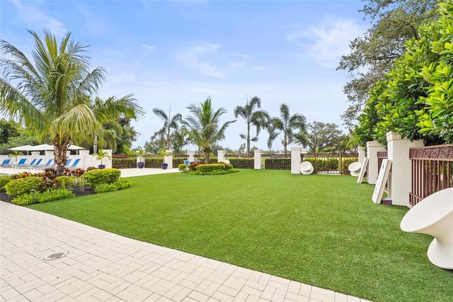 4716 ROYAL DORNOCH CIRCLE, Lakewood Ranch, FL 34211