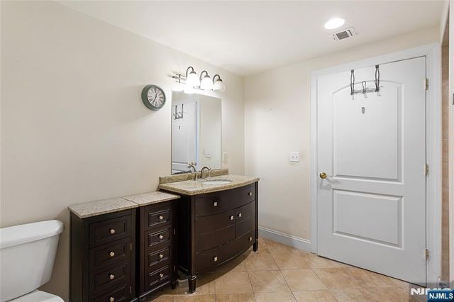 1677 Springfield Avenue 2, Maplewood, NJ 07040