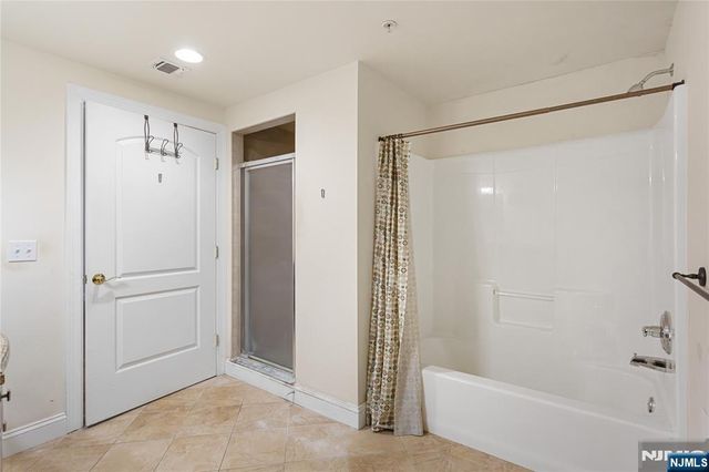 1677 Springfield Avenue 2, Maplewood, NJ 07040