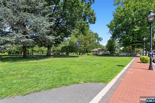 1677 Springfield Avenue 2, Maplewood, NJ 07040
