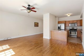 1677 Springfield Avenue 2, Maplewood, NJ 07040