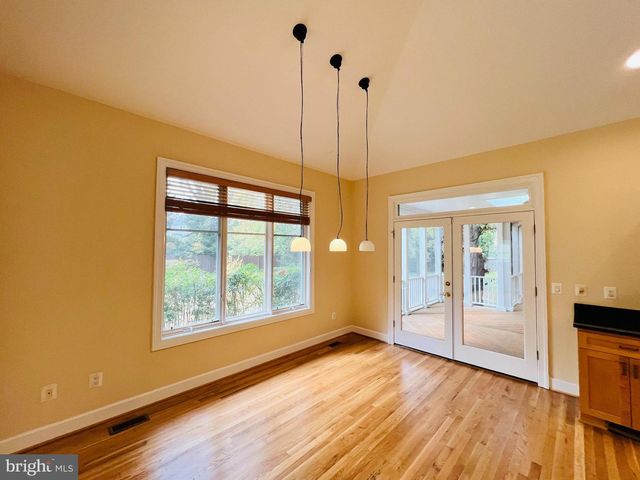 1312 KURTZ RD, Mclean, VA 22101