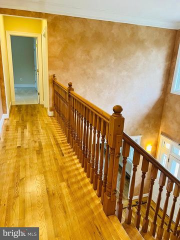 1312 KURTZ RD, Mclean, VA 22101