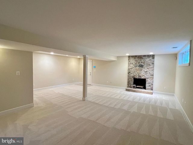 1312 KURTZ RD, Mclean, VA 22101