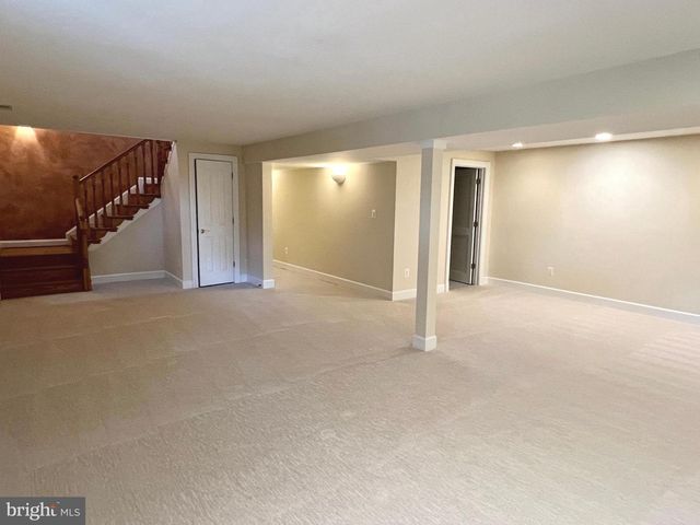 1312 KURTZ RD, Mclean, VA 22101