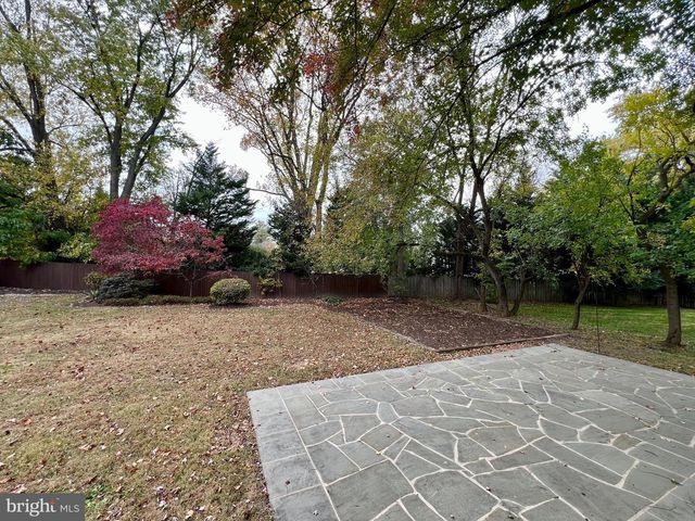 1312 KURTZ RD, Mclean, VA 22101