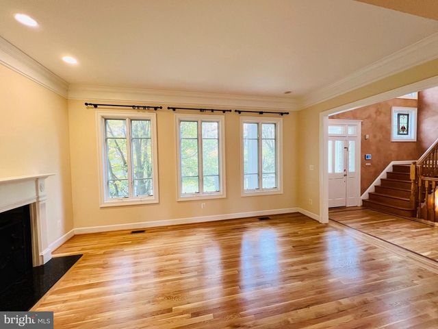 1312 KURTZ RD, Mclean, VA 22101