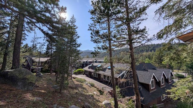 227 Olympic Valley Rd Unit 15, Olympic Valley, CA 96146