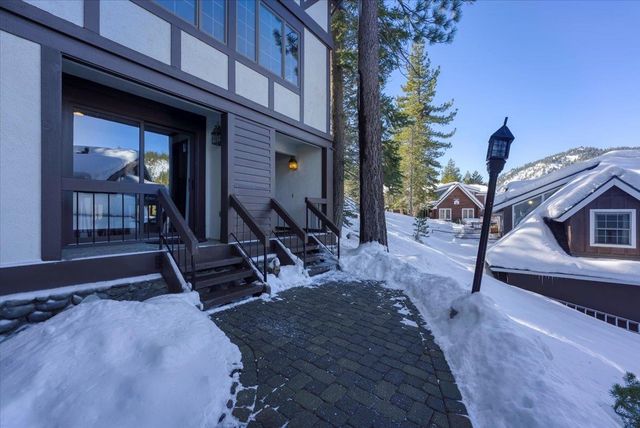 227 Olympic Valley Rd Unit 15, Olympic Valley, CA 96146