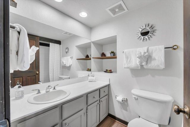 227 Olympic Valley Rd Unit 15, Olympic Valley, CA 96146