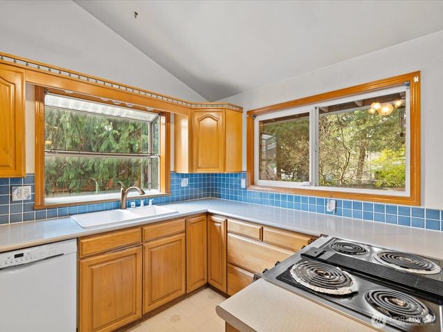 510 223rd Street SW, Bothell, WA 98021